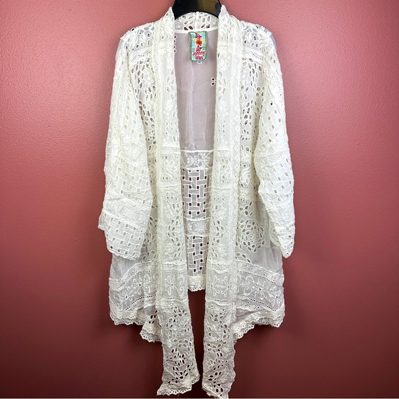 Johnny Was open front drape eyelet embroidered white cardigan size medium